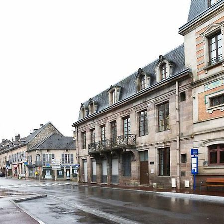 Les pieds dans l'eau,la tête dans les nuages Apartamento Luxeuil-les-Bains Exterior foto